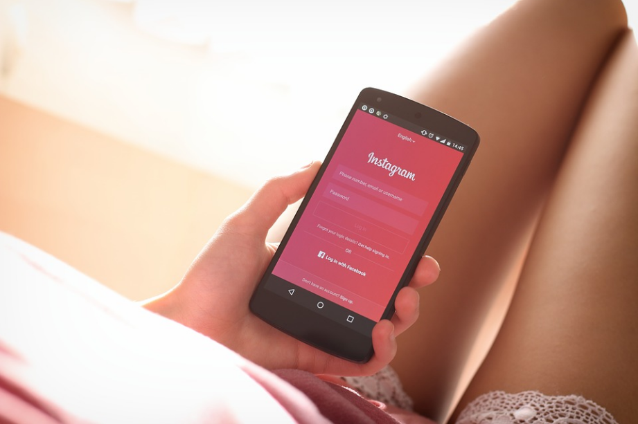 a person accessing social media